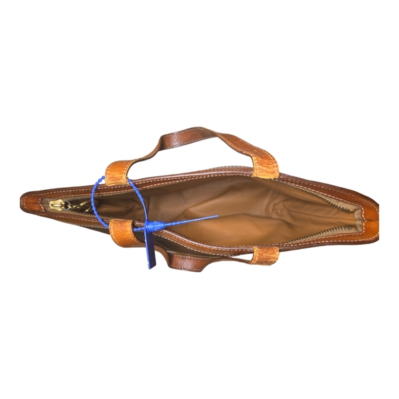 Celine Macdam Tote some wear on handles - Picture 12 of 12